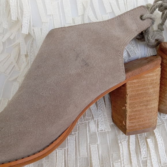 Toms 'Elba' Suede Heels - Picture 10 of 13